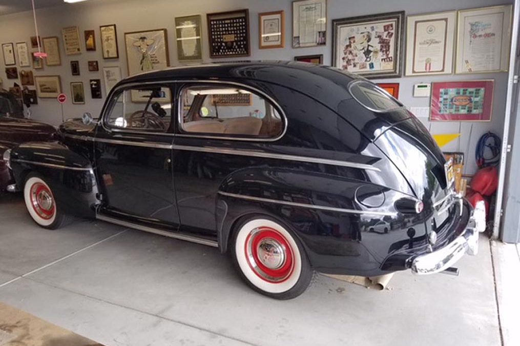 1946 Ford Deluxe