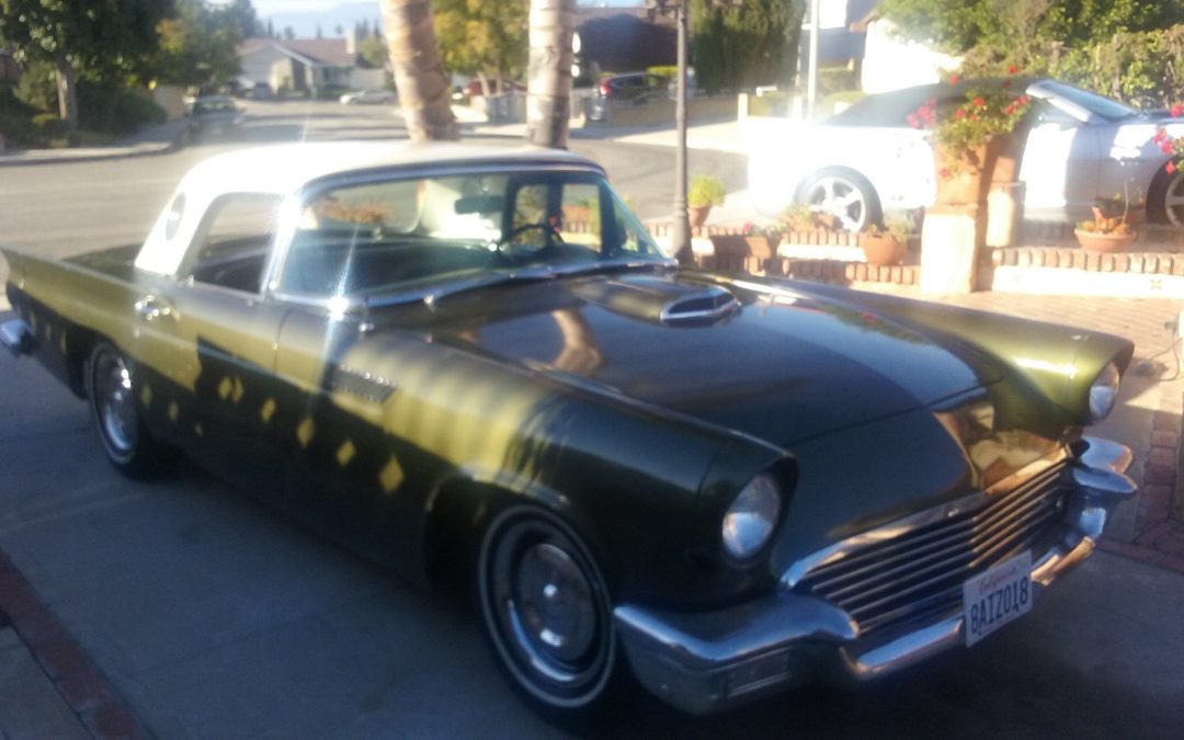 1957 Ford Thunderbird